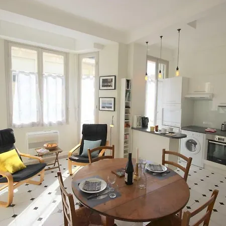 Palais Ophelia Studio Pour 2 Dans Le Centre De Appartement